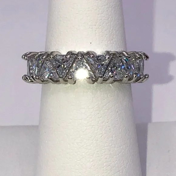 18k 6ct Trillion Eternity Band - Picture 8 of 16